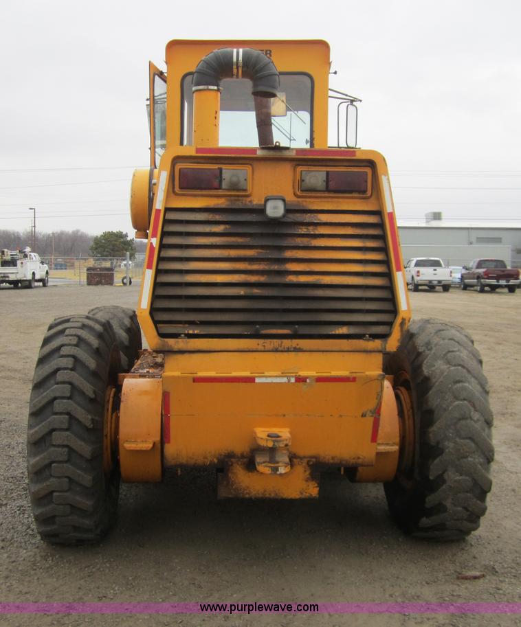 image for item D5760 1987 Dresser A500E motor grader