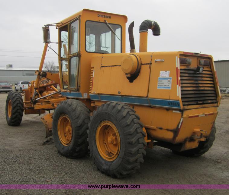image for item D5760 1987 Dresser A500E motor grader