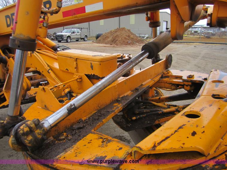 image for item D5760 1987 Dresser A500E motor grader