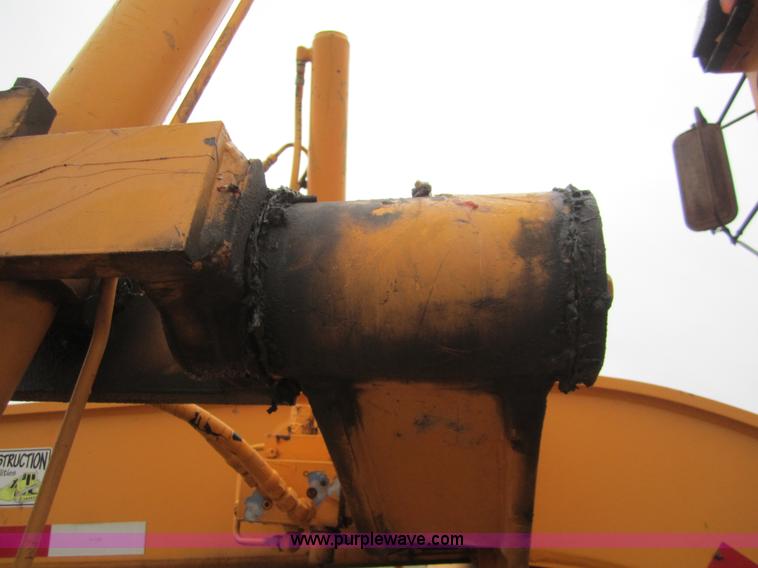 image for item D5760 1987 Dresser A500E motor grader