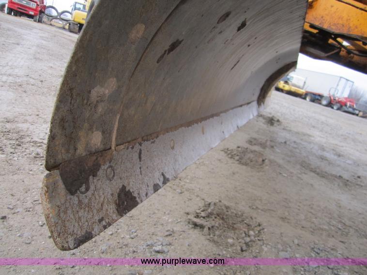 image for item D5760 1987 Dresser A500E motor grader