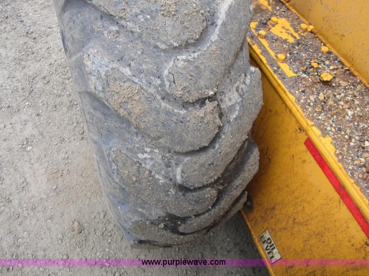 image for item D5760 1987 Dresser A500E motor grader