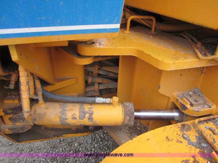 image for item D5760 1987 Dresser A500E motor grader