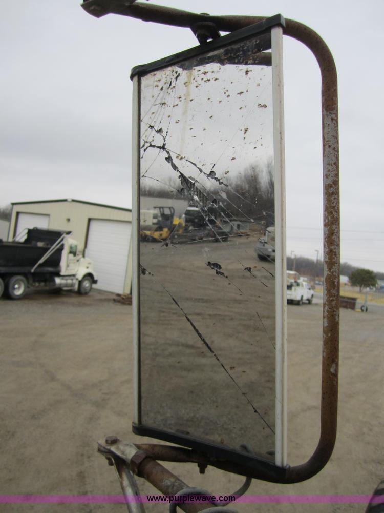 image for item D5760 1987 Dresser A500E motor grader