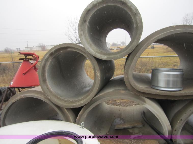 image for item D5761 (10) reinforced concrete elliptical pipe