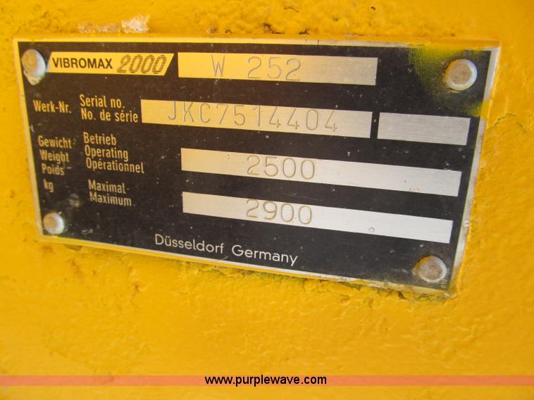 image for item D7062 Case W252 Vibromax dual drum vibratory roller