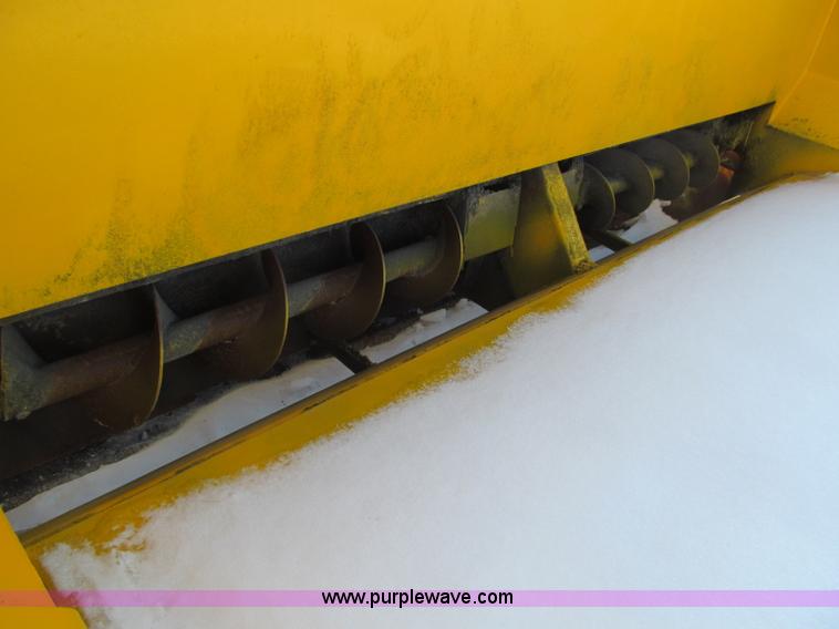 image for item D7063 Gehl 650 Powerbox asphalt paver