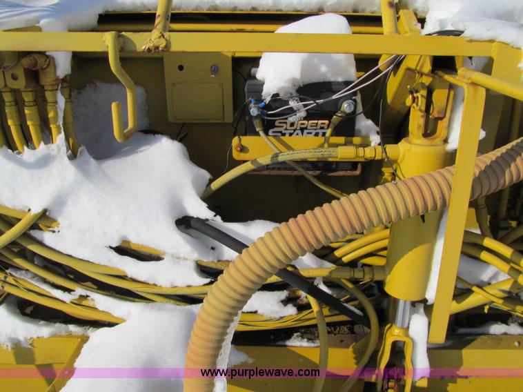 image for item D7063 Gehl 650 Powerbox asphalt paver