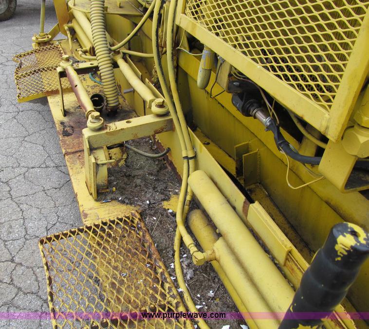 image for item D7063 Gehl 650 Powerbox asphalt paver