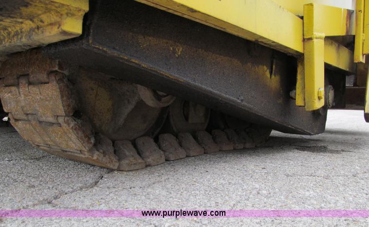 image for item D7063 Gehl 650 Powerbox asphalt paver
