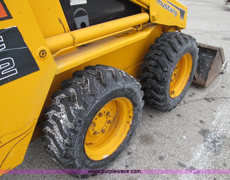 image for item D7069 Mustang 442 skid steer
