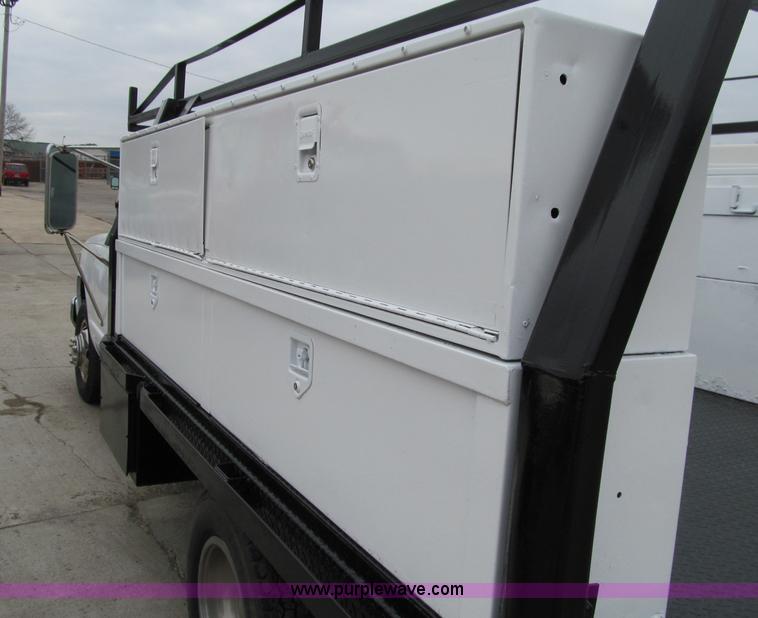 image for item D7073 1995 Chevrolet 3500 service truck