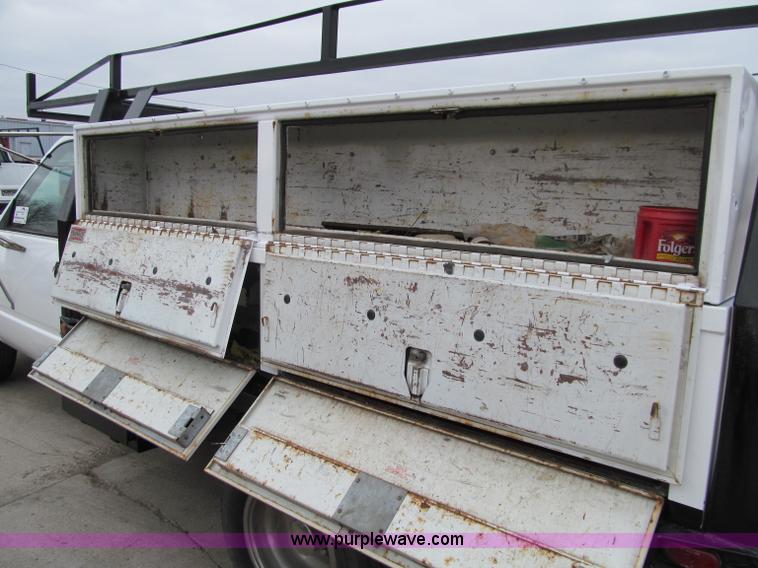 image for item D7073 1995 Chevrolet 3500 service truck