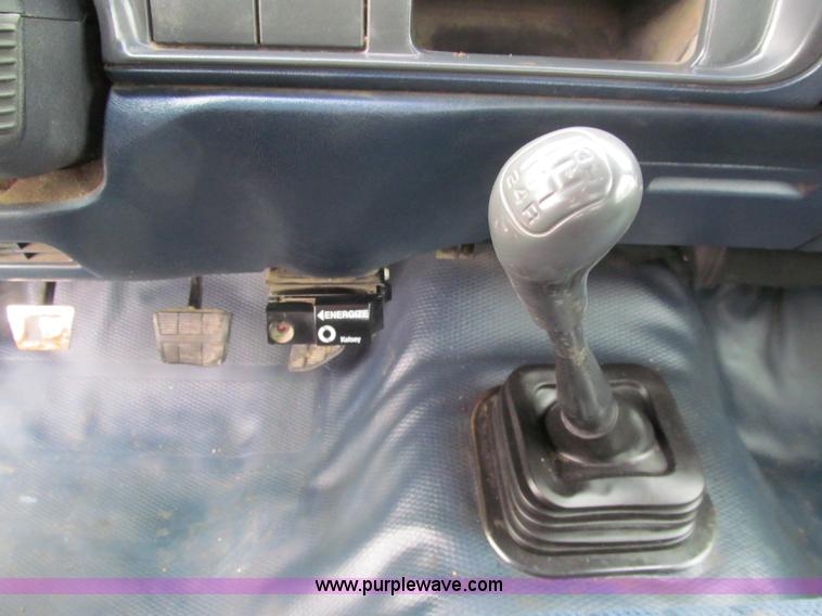 image for item D7073 1995 Chevrolet 3500 service truck