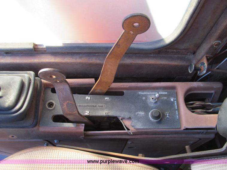 image for item E3639 1985 Case 1085B Cruz-Air mobile excavator