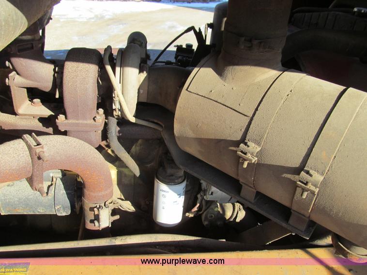 image for item E3639 1985 Case 1085B Cruz-Air mobile excavator