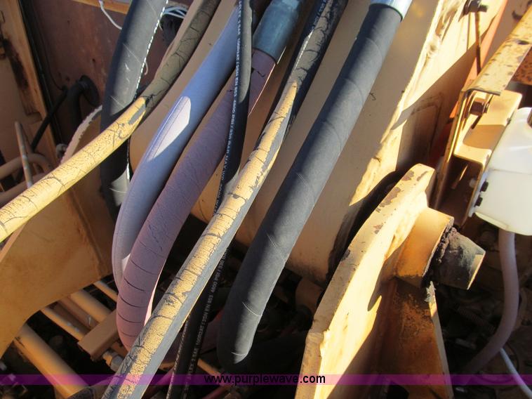 image for item E3639 1985 Case 1085B Cruz-Air mobile excavator