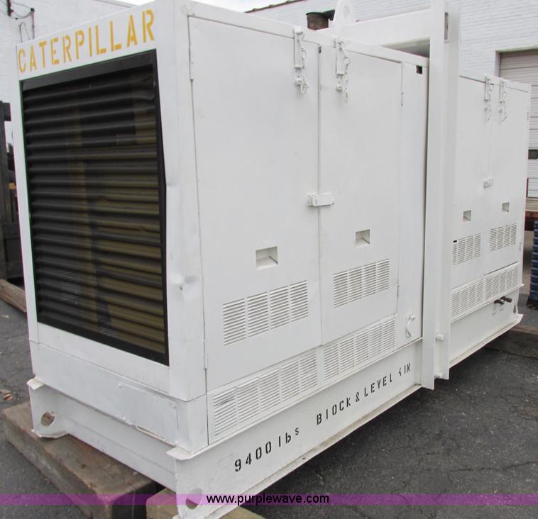 image for item E7019 Caterpillar 250 kVA/200 kW continuous output generator set
