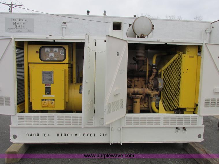 image for item E7019 Caterpillar 250 kVA/200 kW continuous output generator set