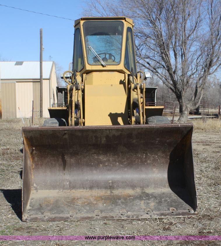 image for item F2867 1973 Allis Chalmers 605B wheel loader