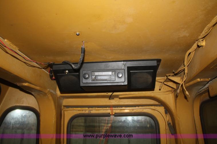 image for item F2867 1973 Allis Chalmers 605B wheel loader