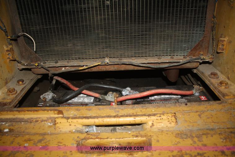 image for item F2867 1973 Allis Chalmers 605B wheel loader