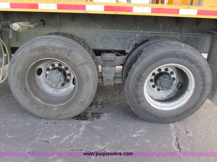 image for item F4170 1998 International 4900 flatbed/paint nurse truck