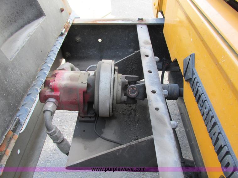 image for item F4170 1998 International 4900 flatbed/paint nurse truck