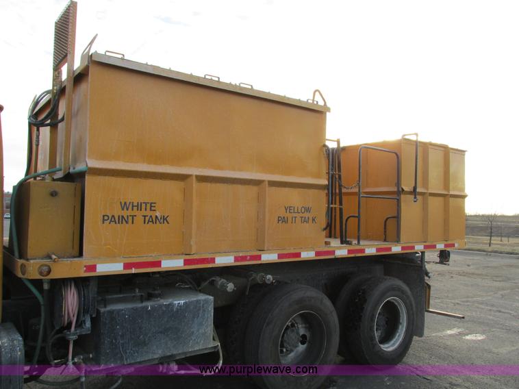 image for item F4170 1998 International 4900 flatbed/paint nurse truck