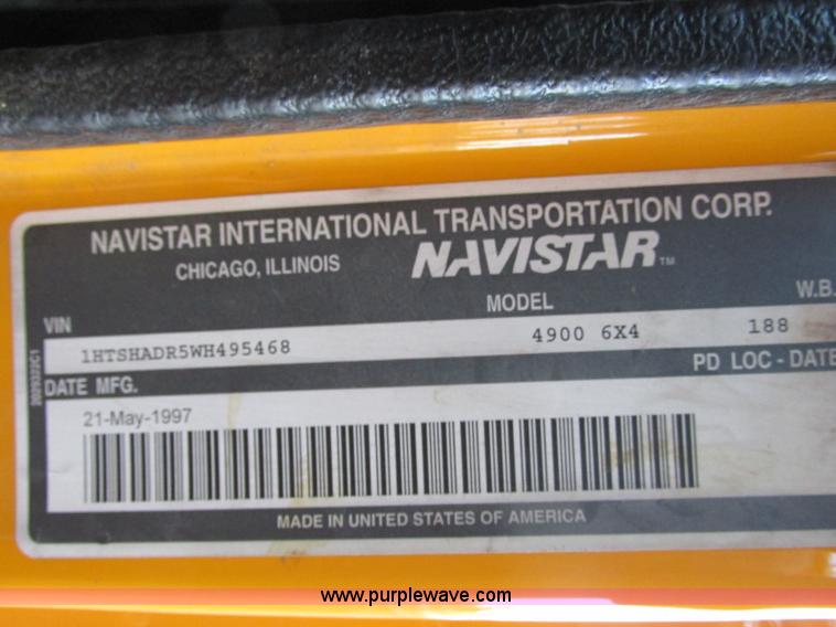 image for item F4170 1998 International 4900 flatbed/paint nurse truck