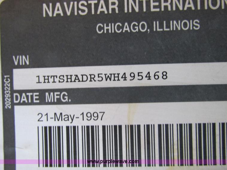 image for item F4170 1998 International 4900 flatbed/paint nurse truck