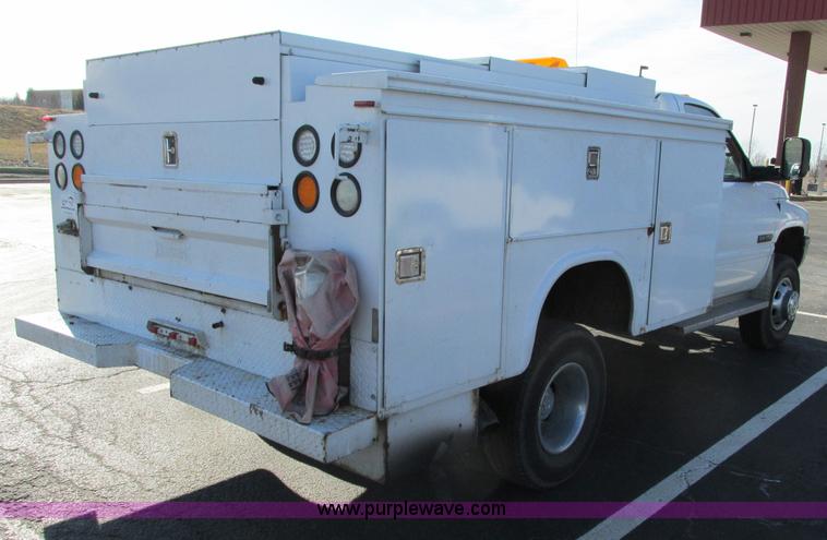image for item F4174 2001 Dodge Ram 3500 service truck