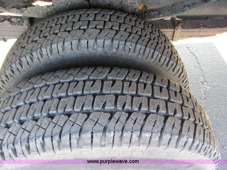 image for item F4174 2001 Dodge Ram 3500 service truck