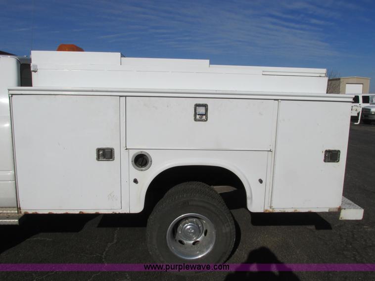 image for item F4174 2001 Dodge Ram 3500 service truck