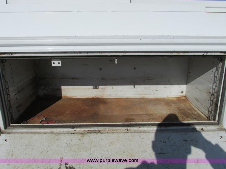 image for item F4174 2001 Dodge Ram 3500 service truck