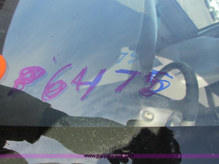 image for item F4174 2001 Dodge Ram 3500 service truck