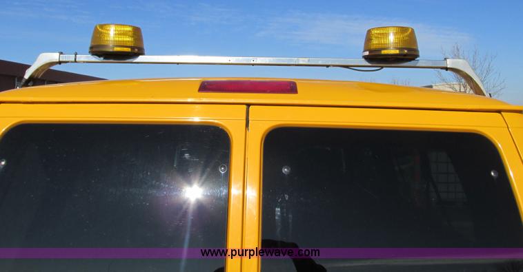 image for item F4175 2002 Ford Econoline E350 van
