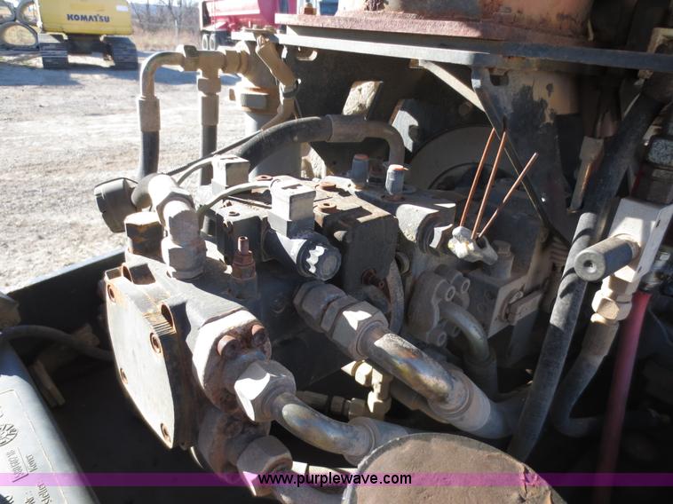 image for item F6561 2004 Bomag BW211D-3 vibratory smooth drum roller