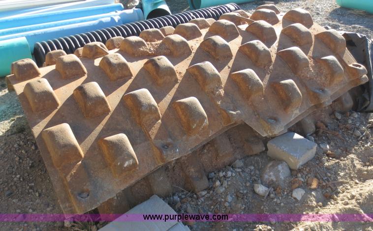 image for item F6561 2004 Bomag BW211D-3 vibratory smooth drum roller