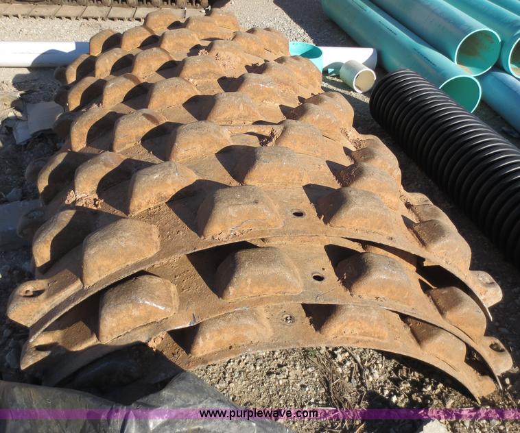 image for item F6561 2004 Bomag BW211D-3 vibratory smooth drum roller