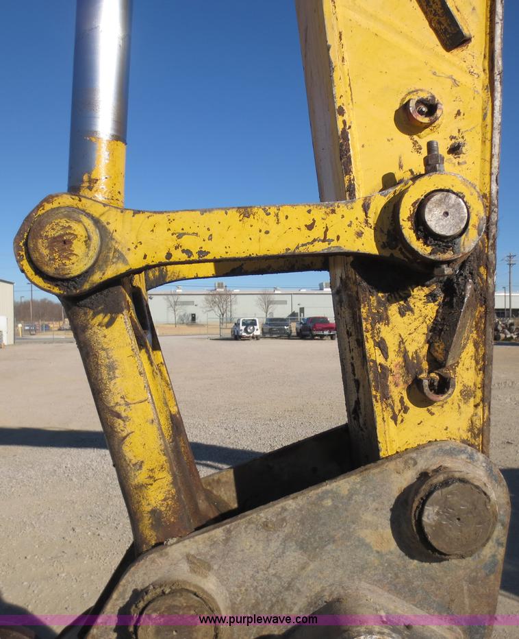 image for item F6562 2000 Komatsu PC270LC-6L excavator