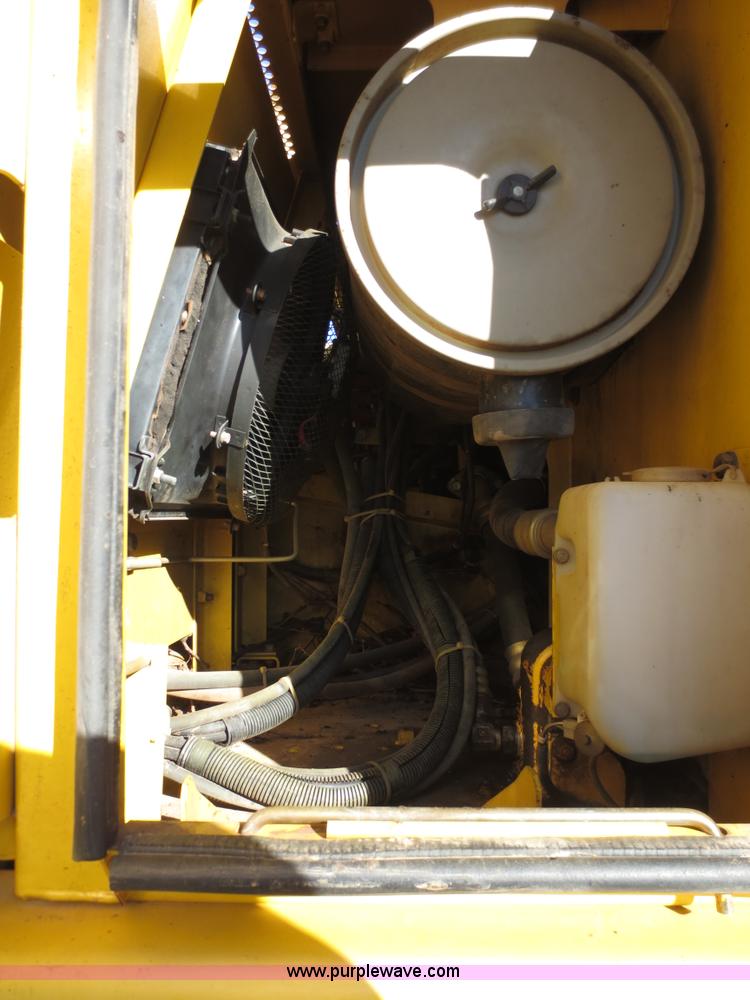 image for item F6562 2000 Komatsu PC270LC-6L excavator