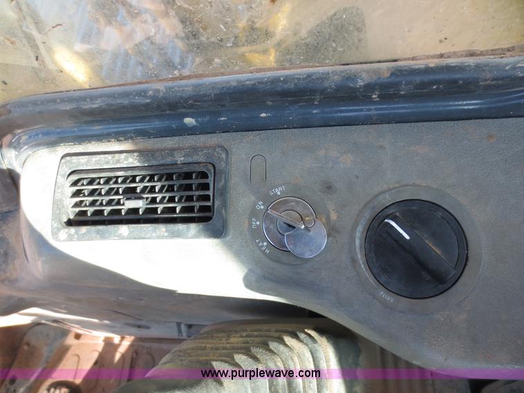 image for item F6562 2000 Komatsu PC270LC-6L excavator