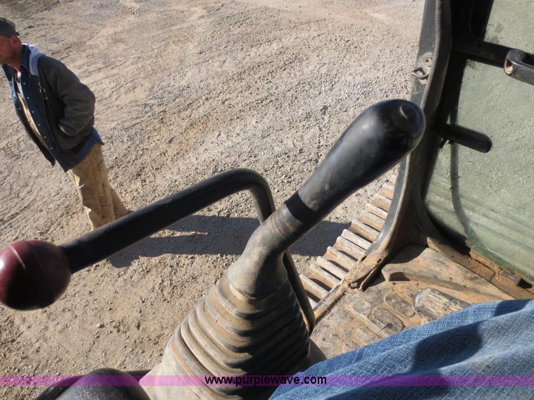 image for item F6562 2000 Komatsu PC270LC-6L excavator