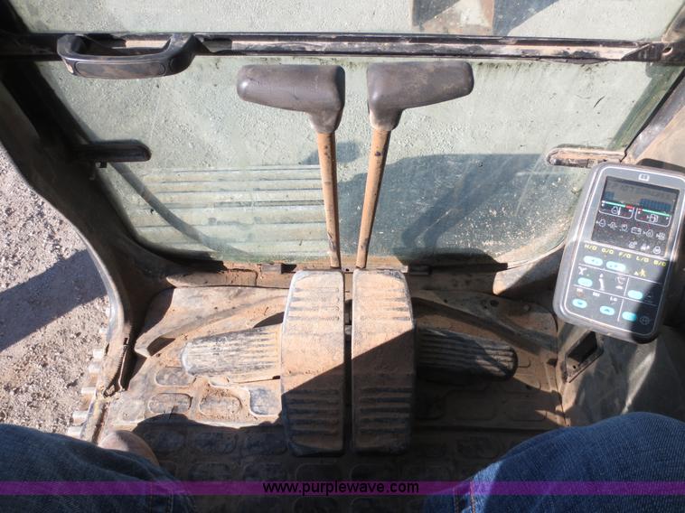 image for item F6562 2000 Komatsu PC270LC-6L excavator