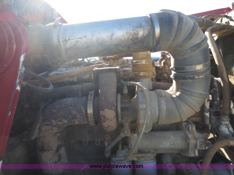 image for item F6564 1986 Peterbilt 359 dump truck