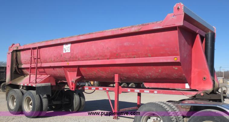 image for item F6565 1993 APE 28' end dump trailer