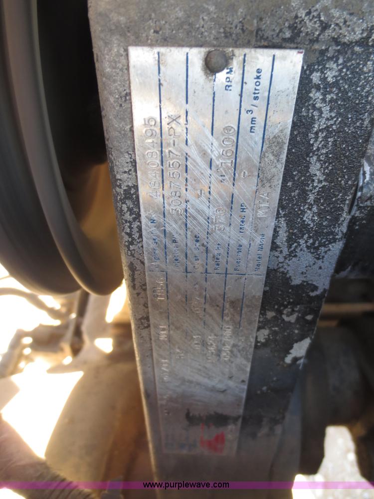 image for item F6567 1994 Ford Aeromax L9000 dump truck