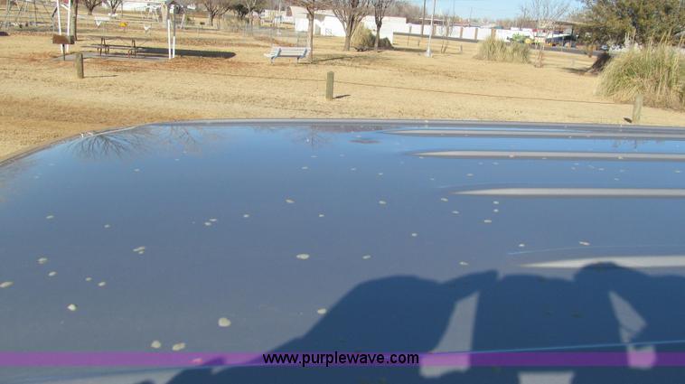 image for item G5590 2005 Chevrolet Silverado 1500 Crew Cab pickup truck