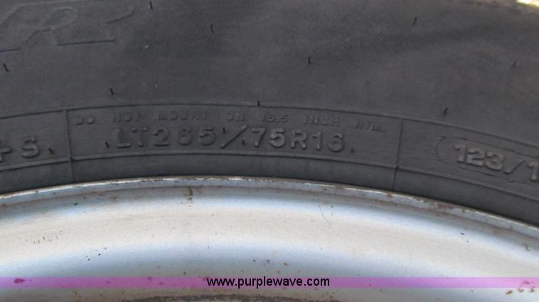 image for item G5591 2000 Chevrolet 2500 pickup truck